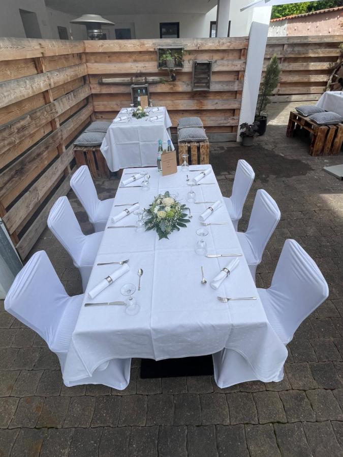 Hotel Restaurant Goldenes Ross Göllheim エクステリア 写真