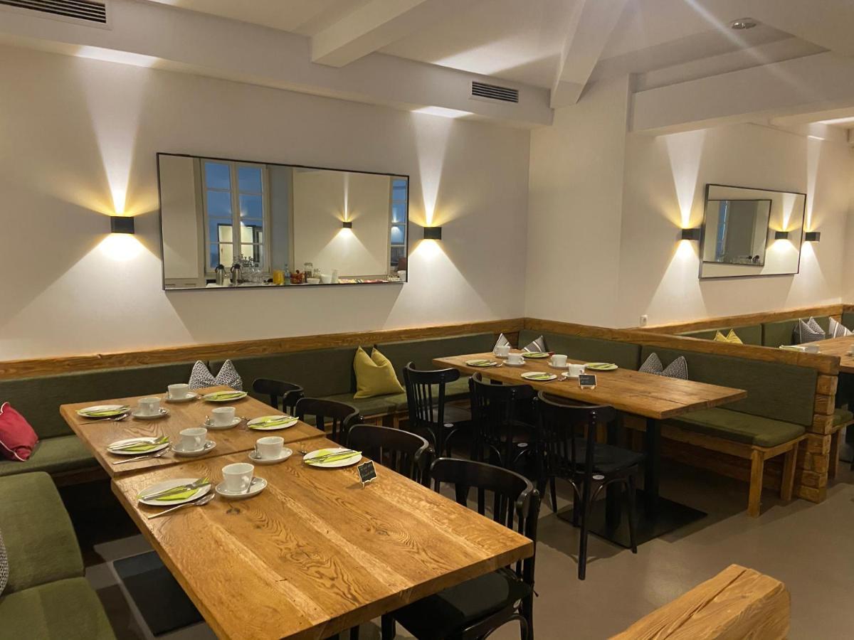 Hotel Restaurant Goldenes Ross Göllheim エクステリア 写真