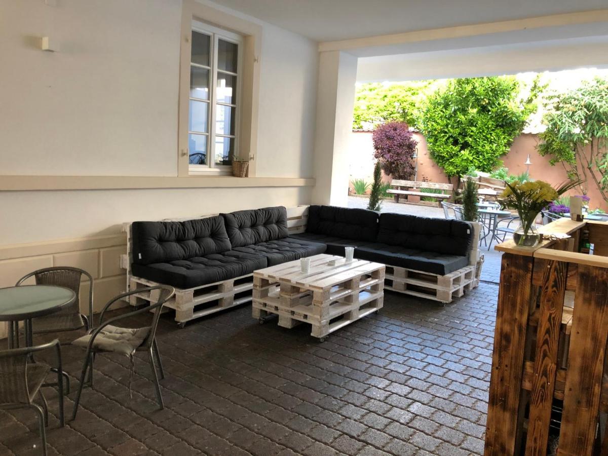 Hotel Restaurant Goldenes Ross Göllheim エクステリア 写真